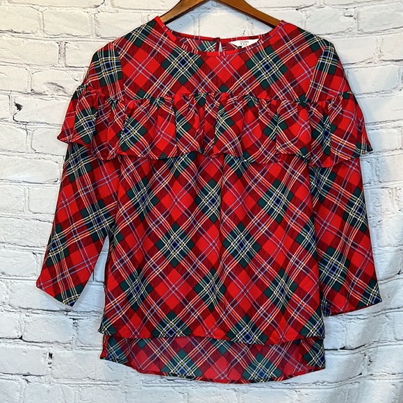 Crown & Ivy Christmas Plaid Top Size Medium Excellent Condition - Picture 2 of 10